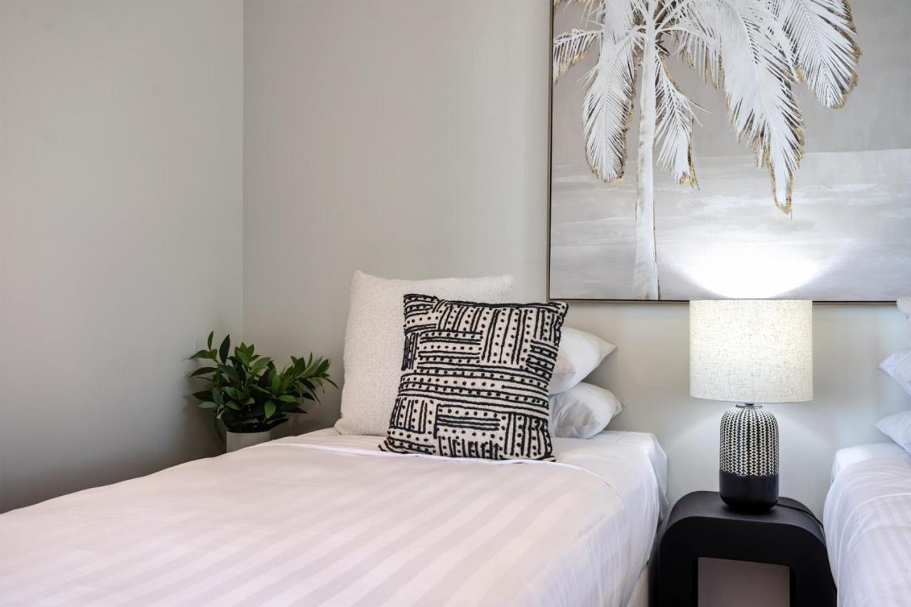 The Luxe Surf And Sea